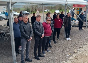 H ΠΑΕ ΑΕΛ στον τόπο του τραγικού δυστυχήματος των Τεμπών (video)