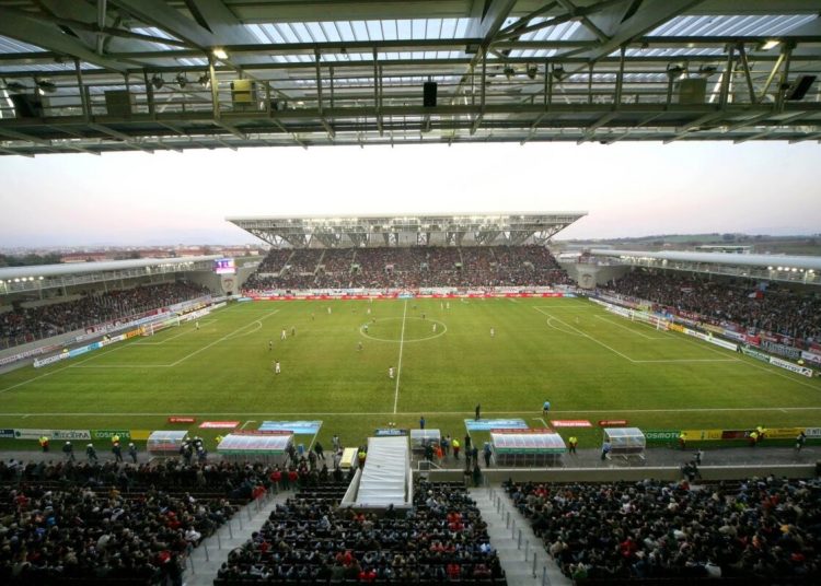 ΠΑΕ ΑΕΛ: Προστατέψτε την ομάδα ο κίνδυνος είναι μεγάλος