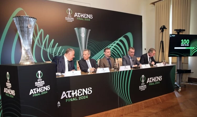 Βρούτσης για τον τελικό του Conference League στην Αθήνα: «Μακάρι να δούμε Ολυμπιακό και ΠΑΟΚ»