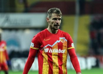 Ασίστ ο Χατζηγιοβάνης στη μάχη των Ελλήνων, τη νίκη η ομάδα του Κολοβέτσιου