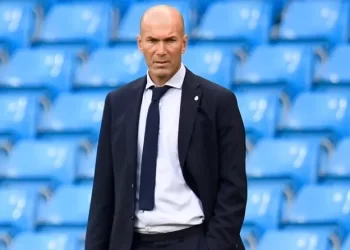 Ζιντάν: «Θα επιστρέψω στους πάγκους»