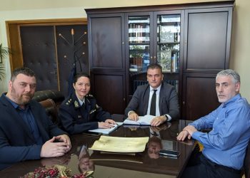 Δήμος Λαρισαίων: Επί τάπητος κυκλοφοριακό-στάθμευση – Τι συζητήθηκε για κεντρικές οδούς, Τελωνείο και τουριστικά λεωφορεία