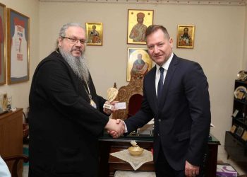 Στον Μητροπολίτη Λαρίσης και Τυρνάβου ο πρόεδρος της ΠΑΕ ΑΕΛ