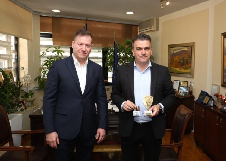 Στον δήμαρχο Λαρισαίων ο πρόεδρος της ΠΑΕ ΑΕΛ