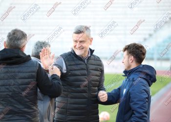 Δερμιτζάκης: «Τα παιδιά δημιουργούν μέταλλο» (Vid)