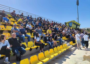 Προπονητές, παράγοντες, διαιτητές(!), μάνατζερ και ο Μαρτσούκος στο Σεραφείδειο