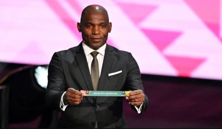 Πρώην παίκτης των Ρεάλ, Τσέλσι και ΑΕΛ ζητά διαζύγιο γιατί τα παιδιά δεν είναι δικά του!