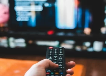 Συνελήφθη 60χρονος για «πειρατεία» συνδρομητικών καναλιών: Η καταγγελία που αποκάλυψε τη δράση του