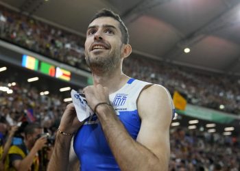 Δήλωση – βόμβα από τον Τεντόγλου: “Αν περάσει η αλλαγή θα σταματήσω το μήκος και θα κάνω τριπλούν”