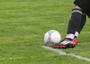 Κατέρρευσε στο γήπεδο της Γιάννουλης νεαρός ποδοσφαιριστής