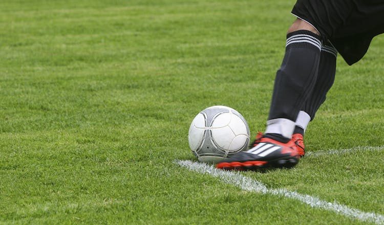 Κατέρρευσε στο γήπεδο της Γιάννουλης νεαρός ποδοσφαιριστής