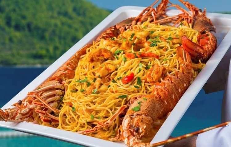 Τα mini διαρκείας, η τεράστια έκπληξη, το Circus, τα γλέντια και…η αστακομακαρονάδα