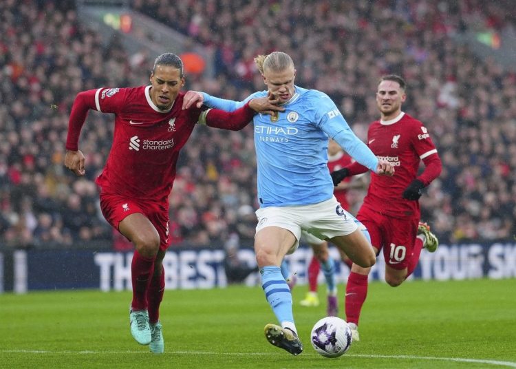 Η Λίβερπουλ τις ευκαιρίες, η Μάντσεστερ Σίτι τα δοκάρια κι η Άρσεναλ την πρωτιά