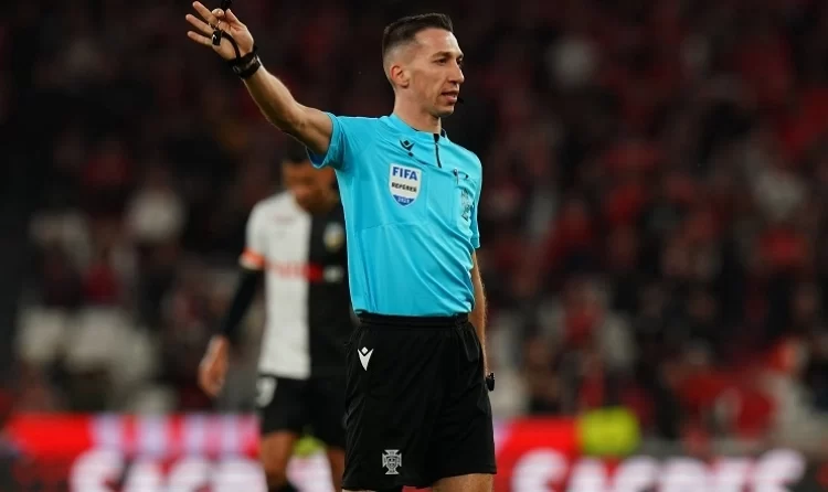 Ο Πορτογάλος Μπερτόλο Νογκέιρα στο ντέρμπι του Καραϊσκάκη, ο Βεργέτης στο Άρης – ΑΕΚ