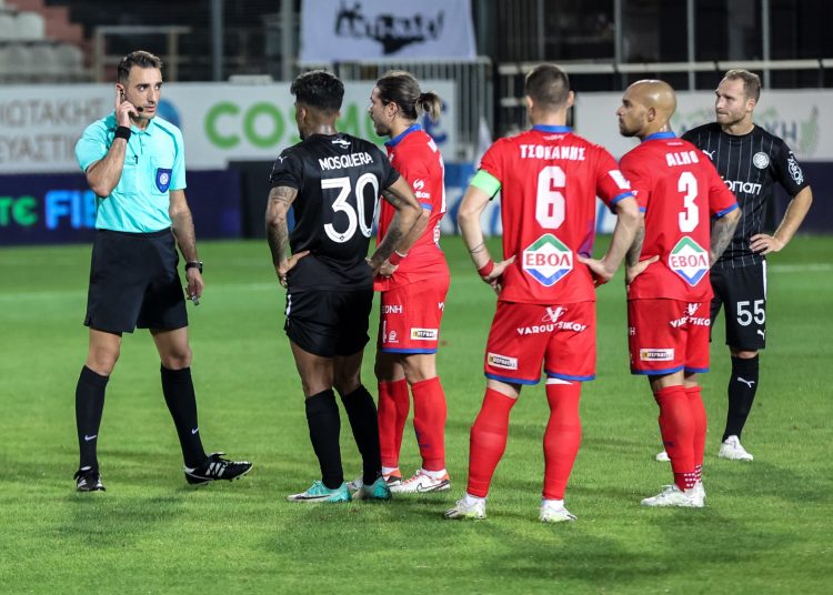 Αγαπούλες και …φιλάκια!