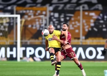 Συναινεί για Έλληνες διαιτητές στα παιχνίδια με τον Άρη η ΑΕΚ