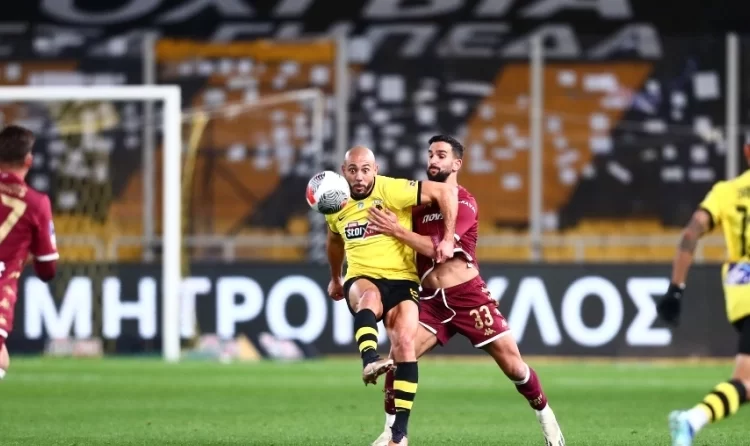 Συναινεί για Έλληνες διαιτητές στα παιχνίδια με τον Άρη η ΑΕΚ