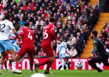 Χαρίζει το πρωτάθλημα η Λίβερπουλ…