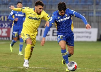 Μάχες παραμονής για Παναιτωλικό, Κηφισιά