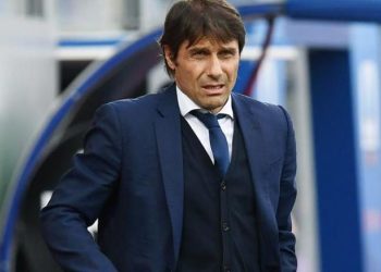 Πλησιάζει στον πάγκο της Νάπολι ο Κόντε