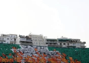 Απόφαση της ΔΕΑΒ για πρόστιμο 30.000 ευρώ στον Παναθηναϊκό για το πανό που αναρτήθηκε με τον ΠΑΟΚ