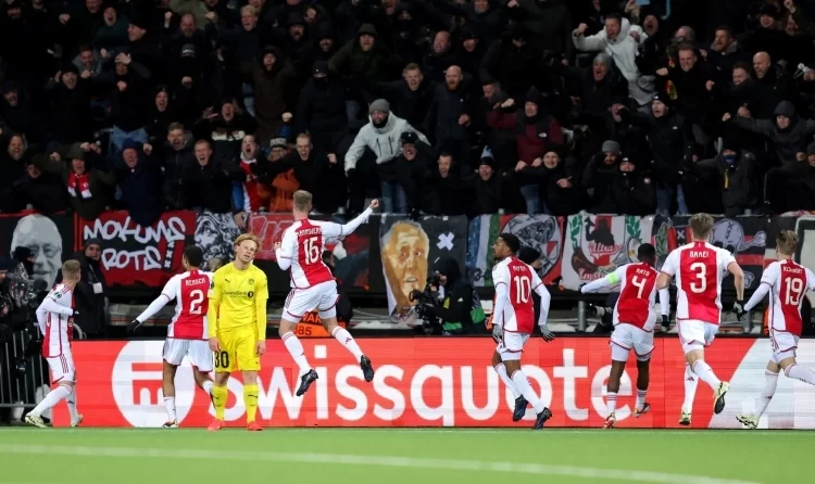 Ο Άγιαξ απέλυσε τον CEO επειδή αγόρασε μετοχές της ομάδας πριν προσληφθεί