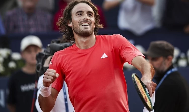 Σε δεύτερο σερί τελικό στο χώμα ο ανίκητος Τσιτσιπάς