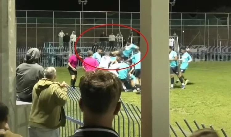 Απολογείται ο παίκτης που έριξε την εναέρια κλωτσιά σε αντίπαλο: «Έχω μετανιώσει οικτρά»