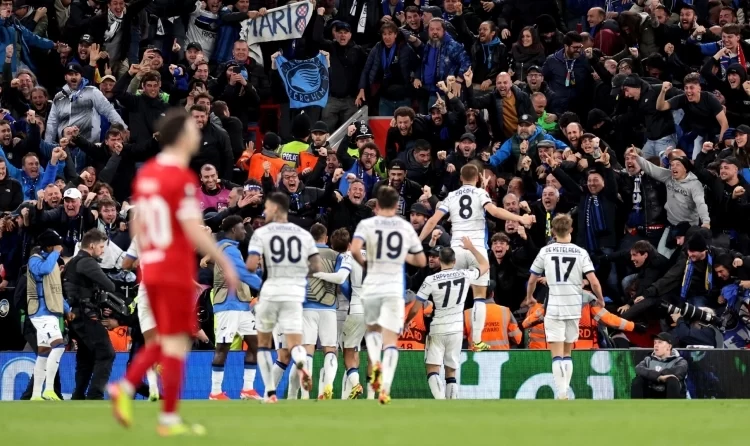 Αταλάντα – όνειρο με τριάρα στο «Άνφιλντ», προβάδισμα για Λεβερκούζεν – Ρόμα