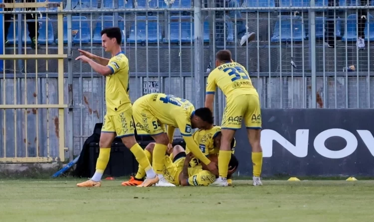 Έπεσε και μαθηματικά ο ΠΑΣ, έμπλεξε ο Βόλος: η βαθμολογία των πλέι-άουτ