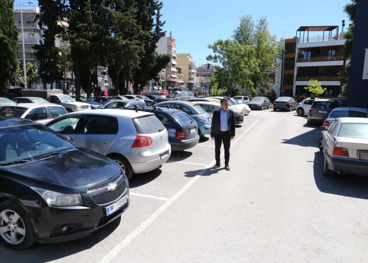 Δήμος Λαρισαίων: Δύο χώροι πάρκινγκ κοντά στο κέντρο σύντομα στη διάθεση των πολιτών