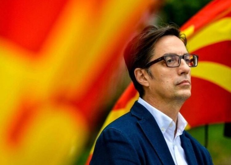 Σκόπια: Προειδοποιεί με αποχώρηση από το ΝΑΤΟ, εάν ακυρωθεί η Συμφωνία των Πρεσπών