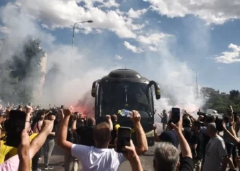 Αποθεώθηκε η αποστολή του Άρη όταν έφυγε για τον Βόλο