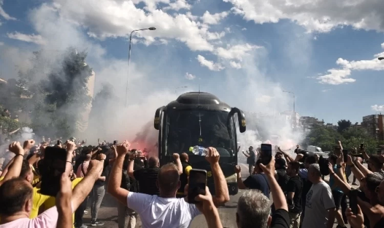 Αποθεώθηκε η αποστολή του Άρη όταν έφυγε για τον Βόλο