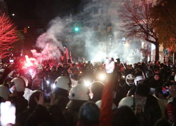Φρένο της Αστυνομίας στις συγκεντρώσεις οπαδών Άρη και ΠΑΟΚ πριν το μεταξύ τους ντέρμπι