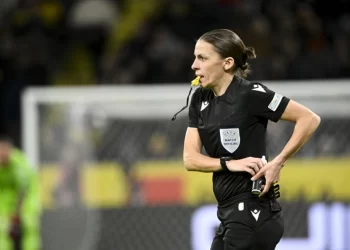 Η Στεφανί Φραπάρ θα είναι η ρέφερι του τελικού