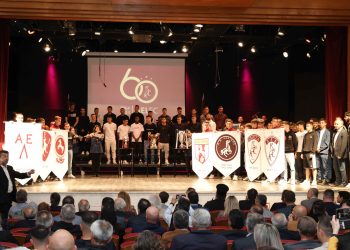 «Χρόνια πολλά ΑΕΛ!» Γιορτάστηκαν τα 60 χρόνια της βασίλισσας