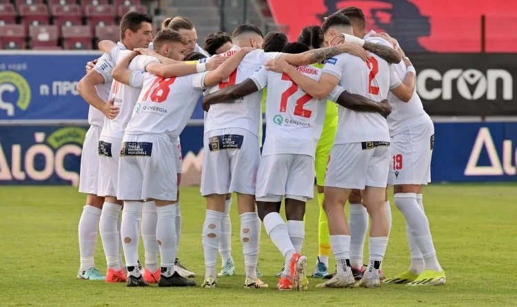 Ο Πανσερραϊκός τελείωσε την Κηφισιά σε τέσσερα λεπτά και τερμάτισε πρώτος στα playouts