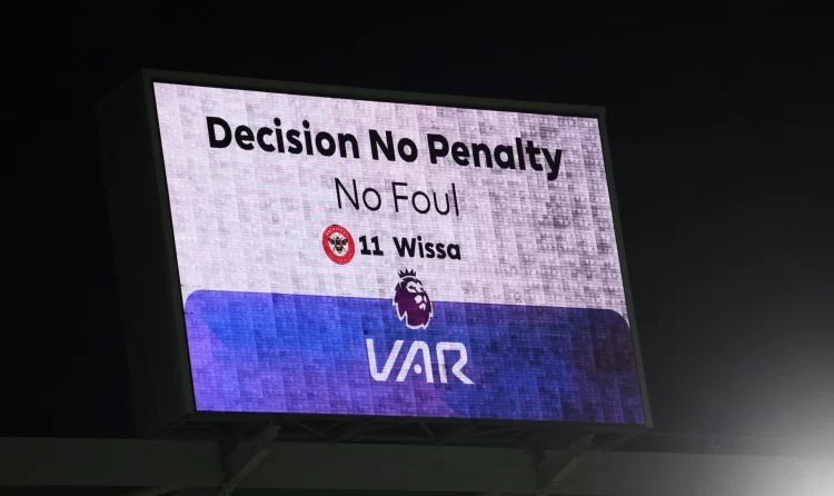 Οι ομάδες της Premier League θα κάνουν ψηφοφορία για την κατάργηση του VAR από τη νέα σεζόν