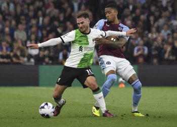 Βαθμό για Champions League η Άστον Βίλα, 3-3 με τη Λίβερπουλ