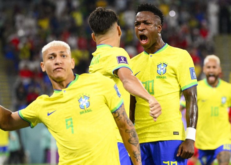 Με την πλάτη στον τοίχο η «Σελεσάο»