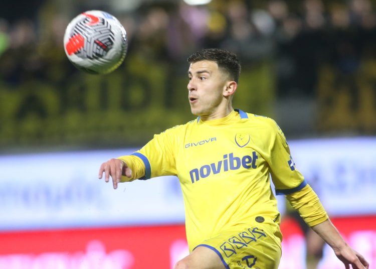 Στην Κρήτη για να υπογράψει ο Χατζηθεοδωρίδης