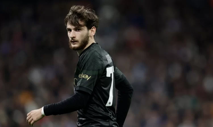 Θετικός στην προοπτική της Παρί ο Κβαρατσχέλια