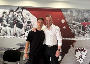 Ασταμάτητη η ΑΕΛ πήρε και Οικονόμου