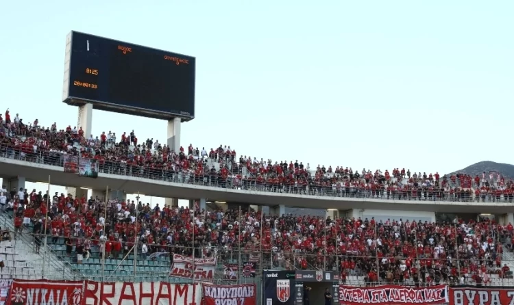 Επιτρέπει την μεμονωμένη παρουσία των φίλων του Ολυμπιακού και του ΠΑΟΚ σε Λαμία και Περιστέρι ο Βρούτσης