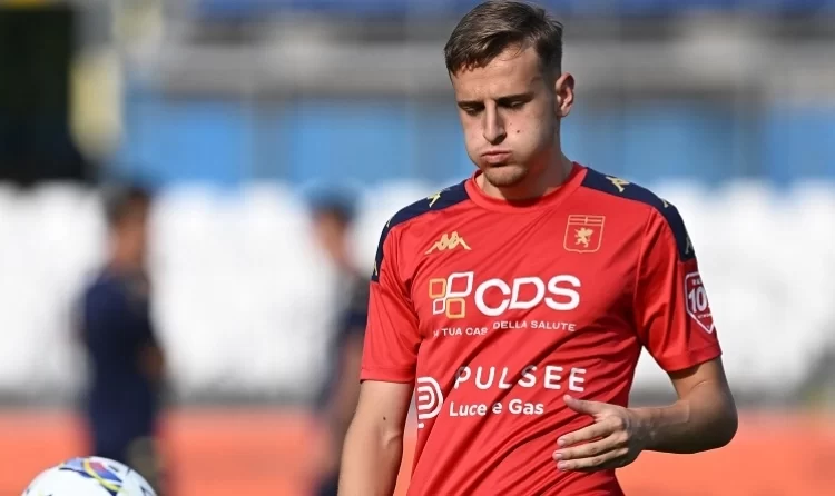 Η Γιουβέντους ανακοίνωσε τον Παπαδόπουλο