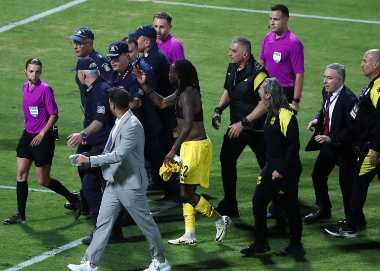 Απαλλάχθηκαν οι παίκτες και ο προπονητής του Άρη από την ποινή δύο αγωνιστικών