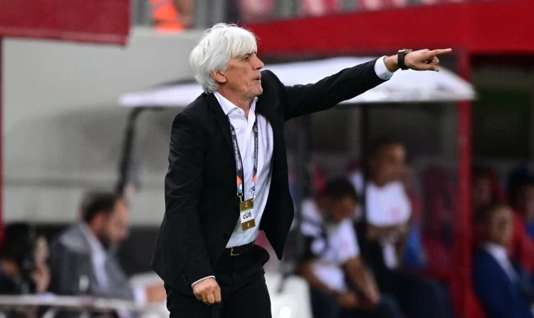 Γιοβάνοβιτς: «Είμαι περήφανος που είμαι στην Εθνική Ελλάδας»