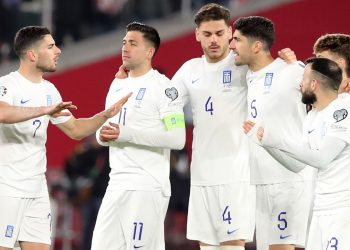 Πρεμιέρα με το «δεξί» για την Ελλάδα