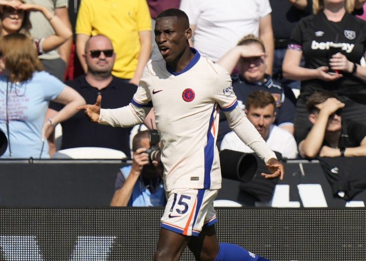 Τριάρα με εκτελεστή και δημιουργό τον Τζάκσον η Τσέλσι